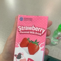 草莓味 yyds