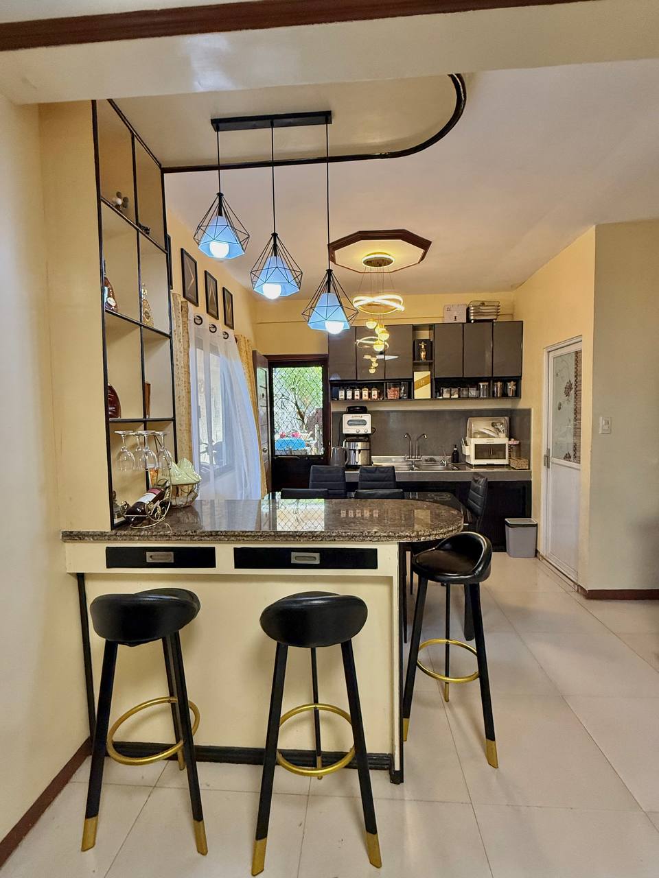 甲美地独栋小洋楼出售 价格可谈