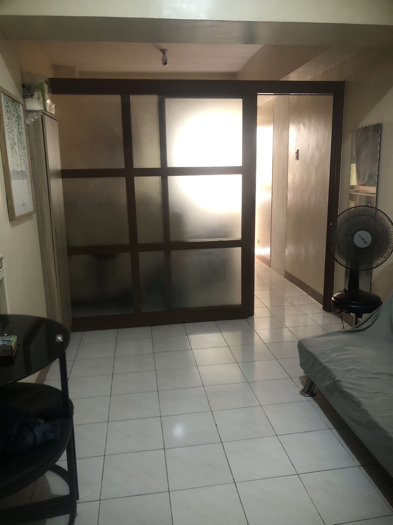 出租Metro ManilaMakati1室1厅1卫31平米 租金14000₱/月