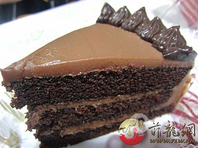 chocolate triffle cake.jpg