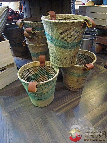 normal_Burlap_Bins.jpg