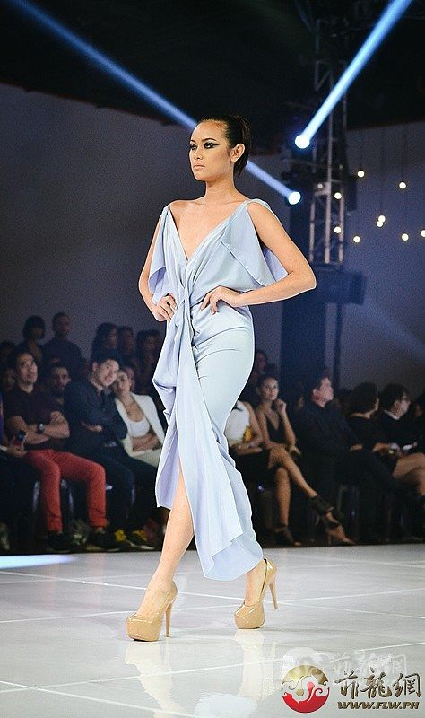 8-Anthony-Ramirez-Manila-Fashion-Festival1.jpg