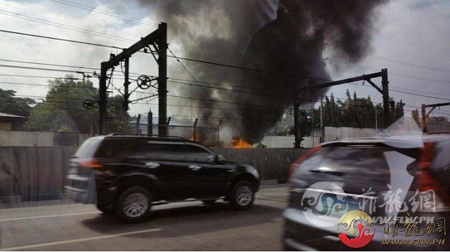 bus-edsa-ayala.jpg