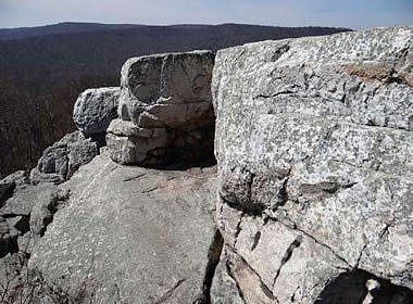 quartzite-chimney-rock-formation.jpg