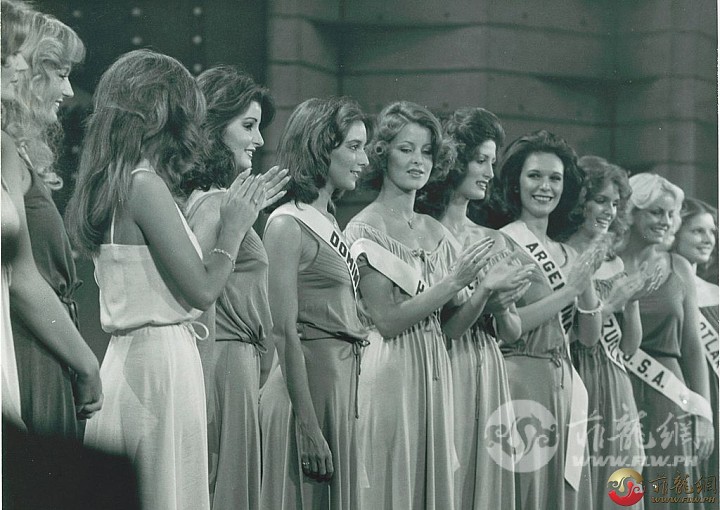 Miss_Universe_1977_contestants.jpg