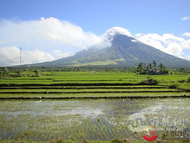 Mount-Mayon.jpg
