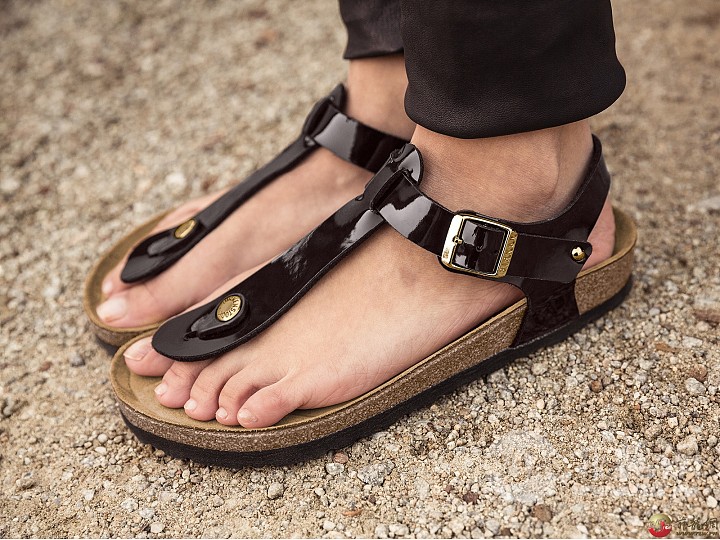 birkenstock_gallery_1600.jpg