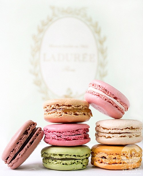 laduree-macarons.jpg