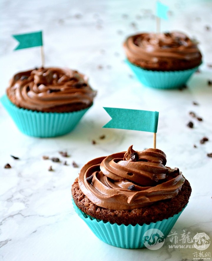 Chocolate-on-Chocolate-cupcakes-1.jpg