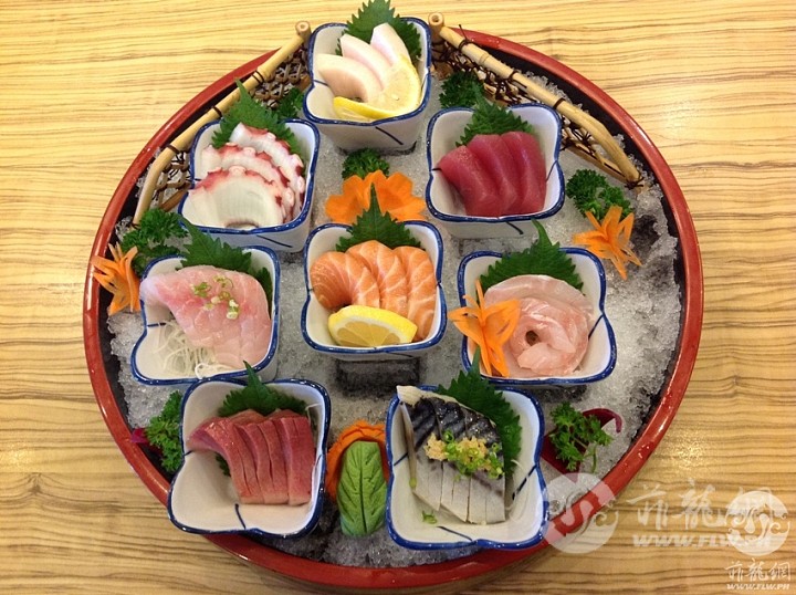 Mixed-Sashimi-Platter-Pic-9.jpg