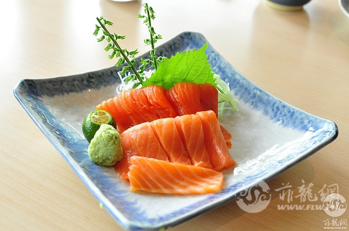 Tsukiji-Toro-Shake-Sashimi-Salmon-Belly-Sashimi.jpg