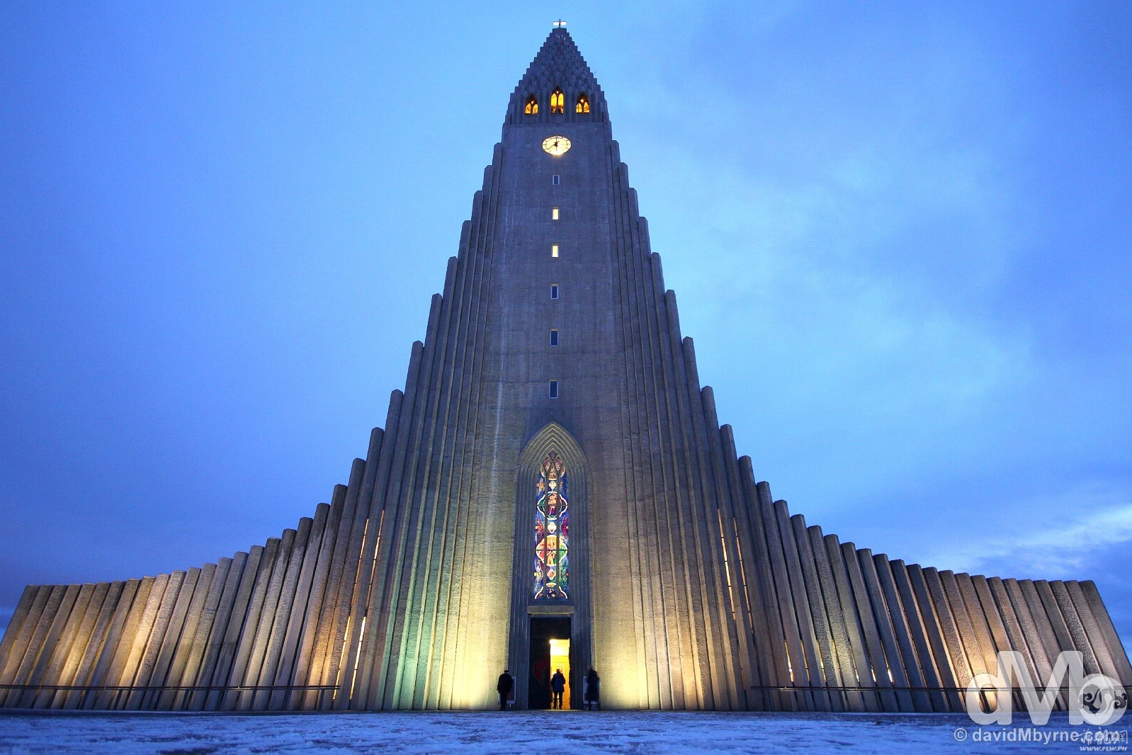 Hallgrímskirkja-Reykjavík-Iceland1.jpg