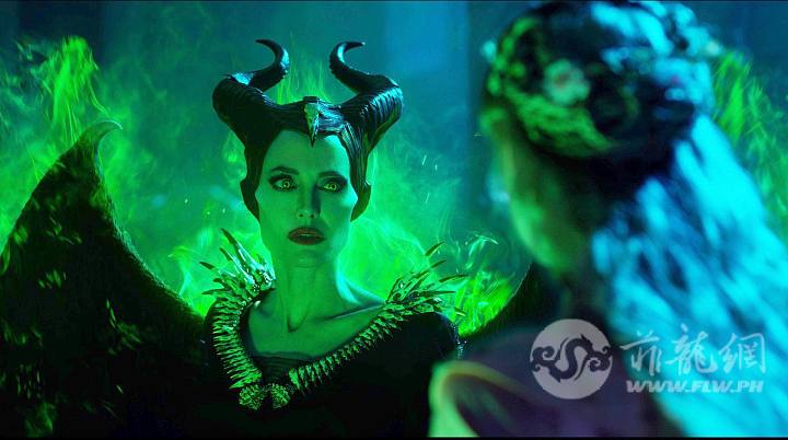 maleficent-2-angelina-jolie-1-1557844211.jpg