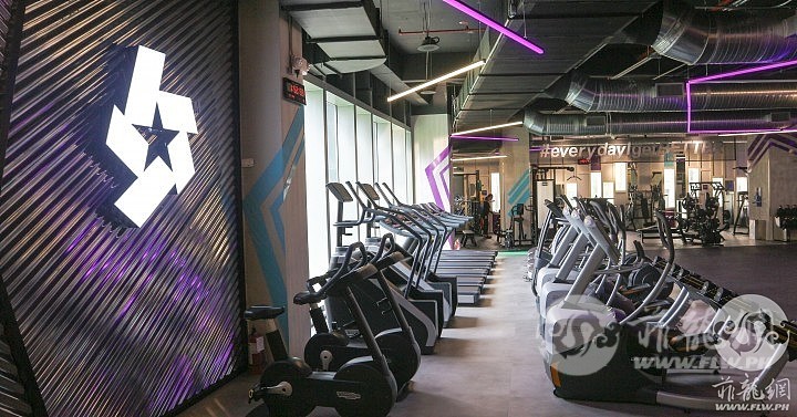 celebrity-fitness-one-bonifacio-high-street.jpg