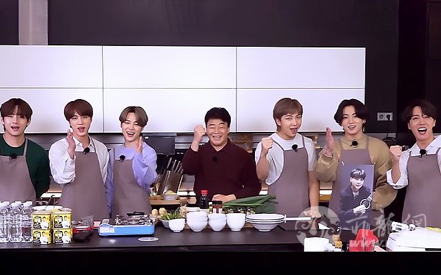 chef-paik-with-bts-1691749344.jpg