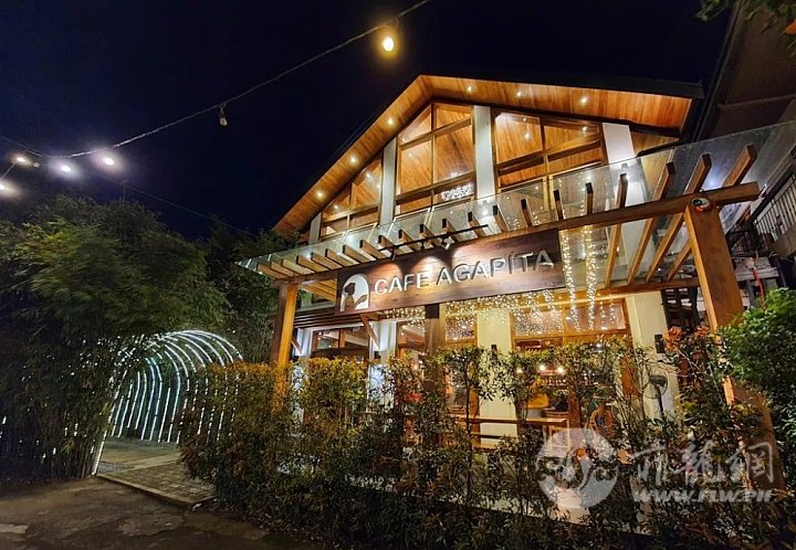 Cafe-Agapita-Silang-Cavite-23-at-night-Happy-and-Busy-Travels-Tagaytay.jpg