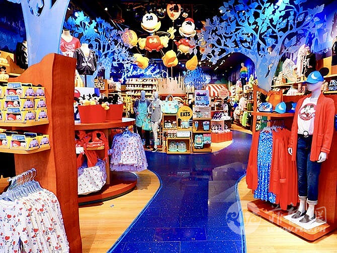 Disney-Store-on-Times-Square.jpeg