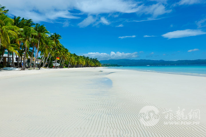 Boracay_White_Beach.png