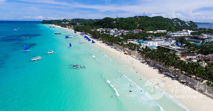 paraw-sailing-in-boracay-1.jpg