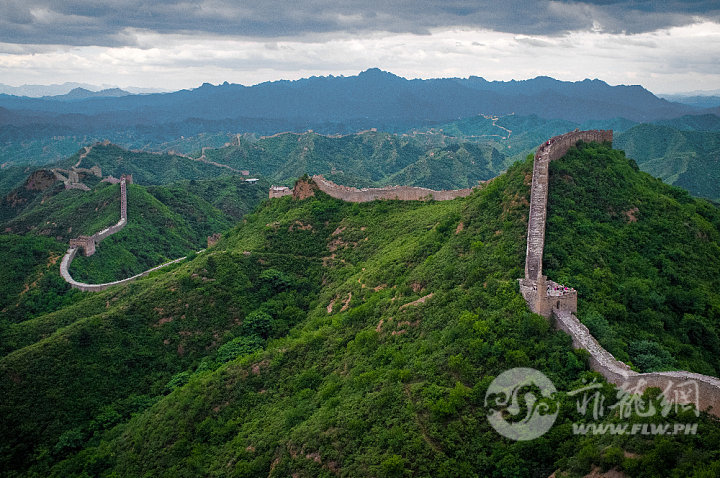 The_Great_Wall_of_China_at_Jinshanling-edit.jpg