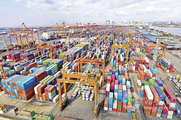 container-yard-manila-port.jpg