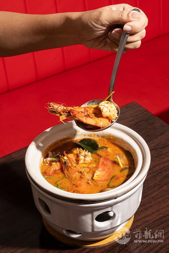 some-thai-nolisoli-tom-yum.jpg