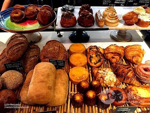 wildflour-cafe-pastries.jpg