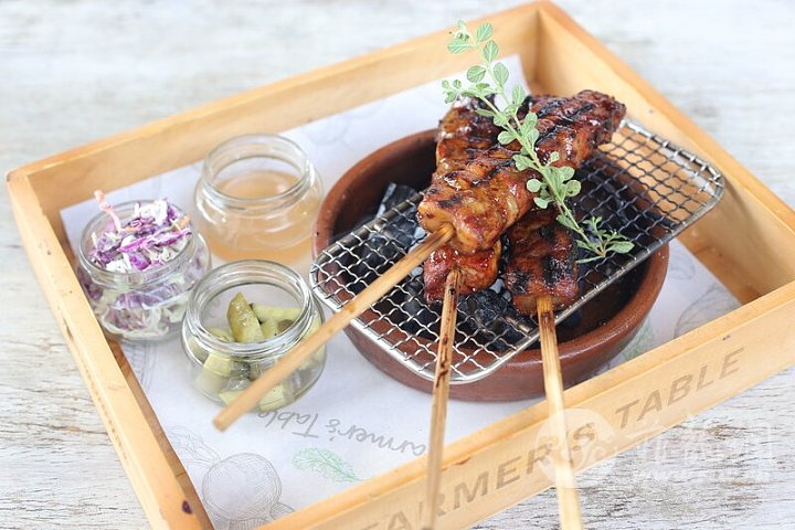 Farmers-Tables-Pork-BBQ-Skewers-on-a-Grill.jpg