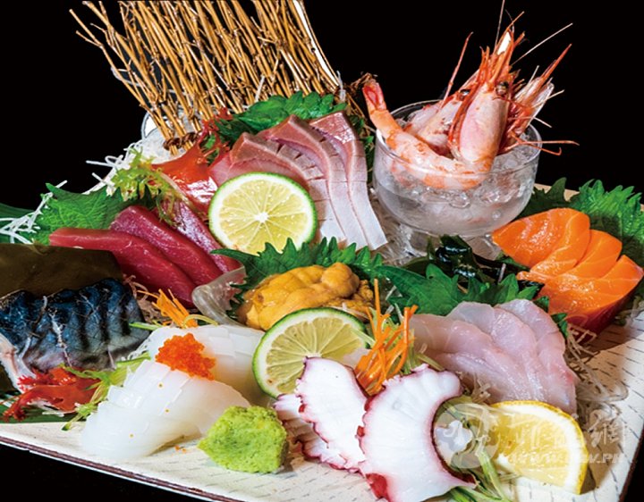 Royal-Sakura-Fresh-Seafood-and-Meats.jpg