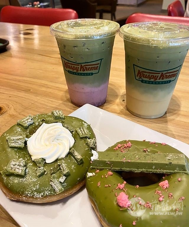 krispy-kreme-matcha-drinks-doughnuts-1735899386.jpg