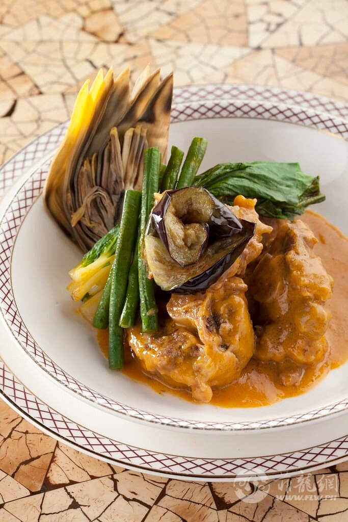 Kare-Kare-1-683x1024.jpg