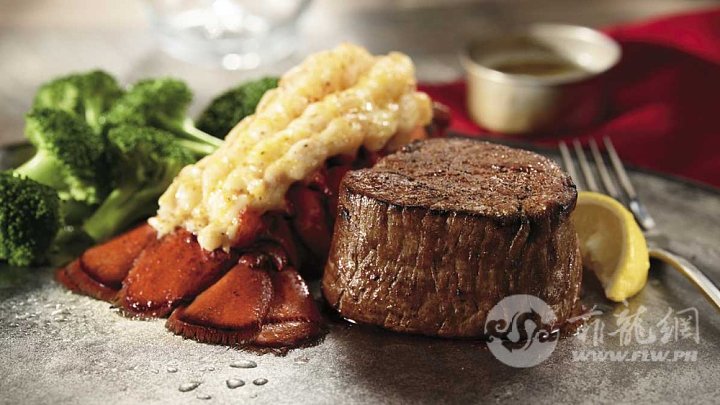 longhorn-flo-s-filet-lobster-tail-1487943549.jpg