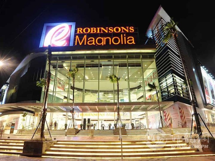 Robinsons-Magnolia-banner.jpeg