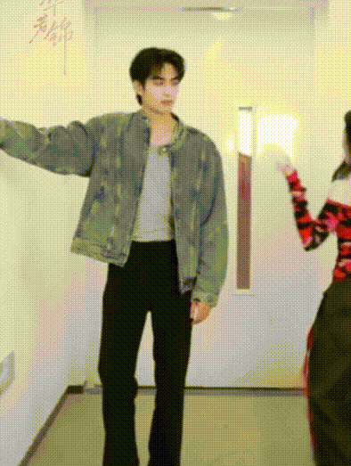 DSC00066.gif