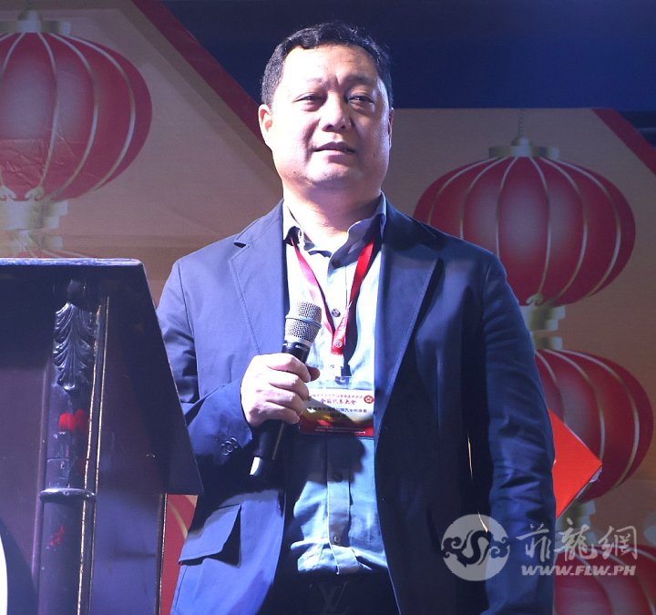 7.新届会长陈万嘉致词.JPG