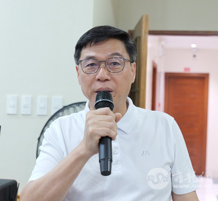 2.丁劲榆理事长致词.JPG