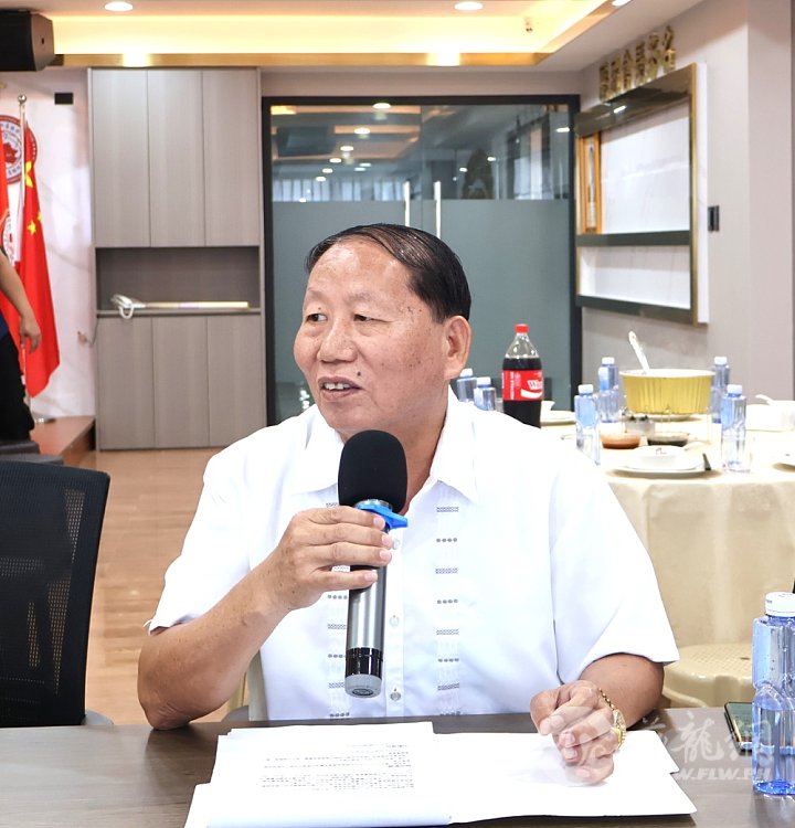 1.朱海庭会长致词.JPG