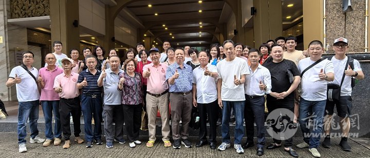 临别依依，乡亲情浓。合影于下榻的澳门金龙酒店前。20250804.jpg