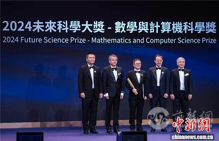 1e7be6ef65a140b4805a785eabec9053.jpg.jpg