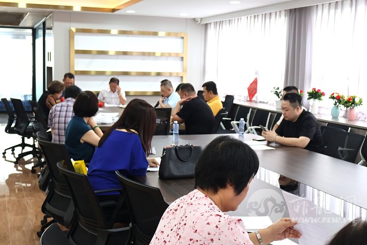 池店镇联乡总会首届第15次月会议事一角。.JPG