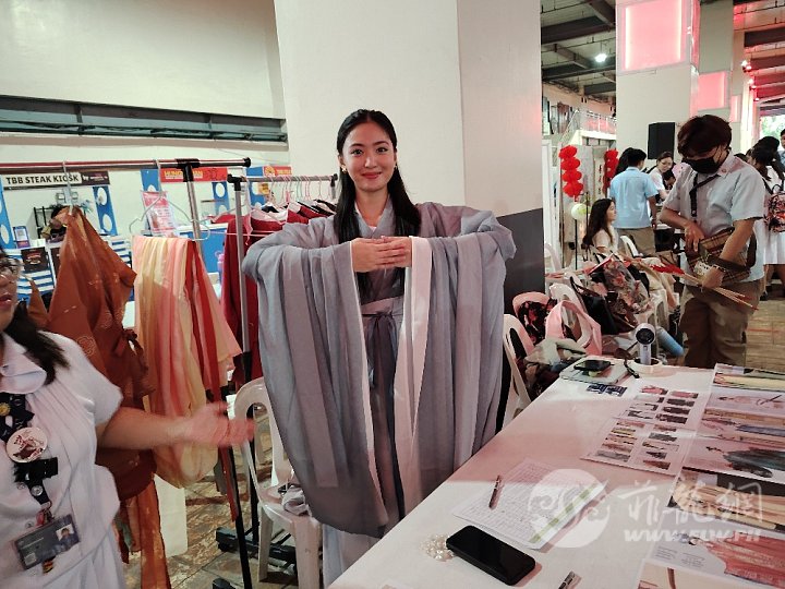 学生单人照7（汉服）.jpg