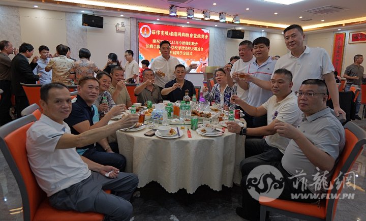 13.庆中秋联欢晚会一角。.JPG