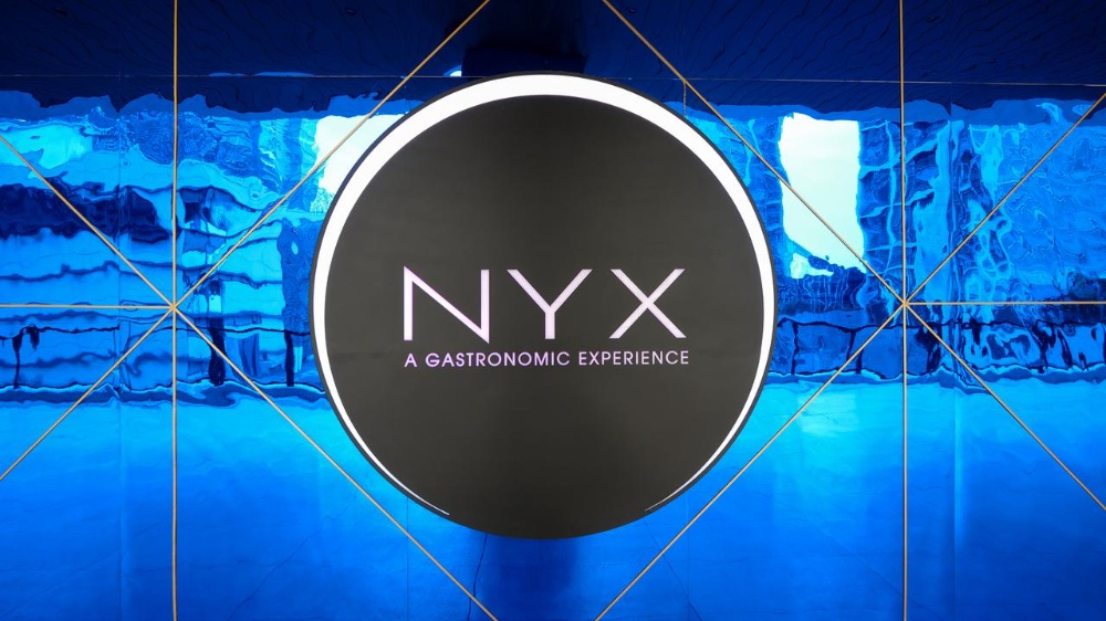 当自助餐遇见米其林级服务，450个座位的“暗夜女神”