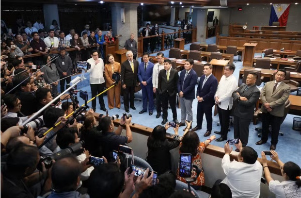 菲参院少数派要求现议长辞职，试图接管参院？
