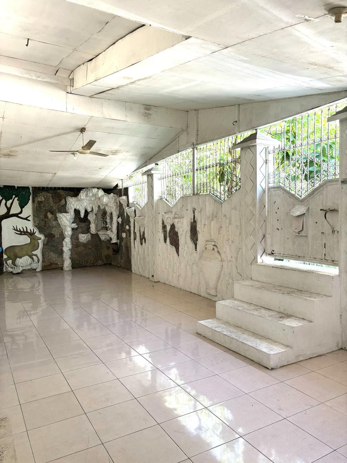 出售土地，证件齐全Metro ManilaParanaque168平米 售价650万